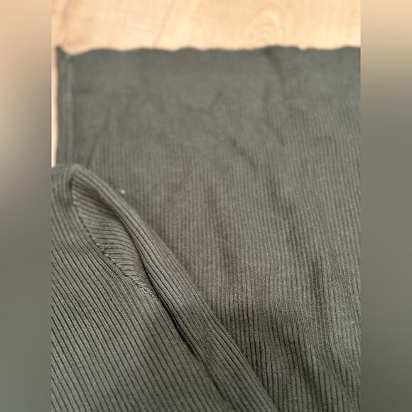 Two ribbed dresses I got from Amazon, size S never worn - Picture 9 of 10